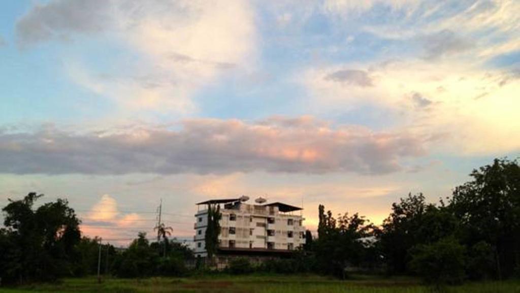 Sunshine Mansion Hotel Na Di Buitenkant foto